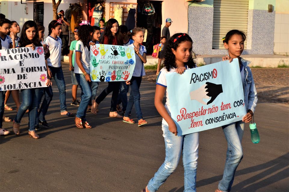 NUCA de Joaquim Pires promove caminhada contra o Racismo - Imagem 11
