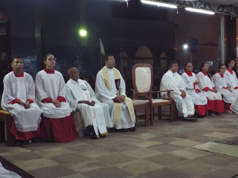 Aumenta o número de fiéis na sexta novena da Imaculada Conceição  - Imagem 19