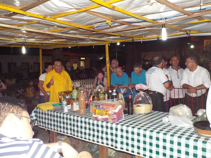 Raimundo Diana, uma história de superação diante das dificuldades que passou na sua infância com sua mãe e irmãos   - Imagem 8