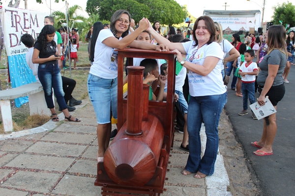 I Salão do Livro é realizado em Santo Inácio do Piauí com homenagem ao escritor Cineas Santos  - Imagem 29