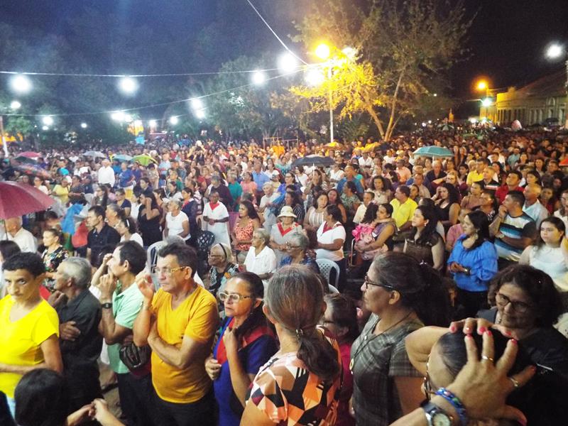 Última novena da Imaculada Conceição é marcada por multidão de fiéis  - Imagem 18