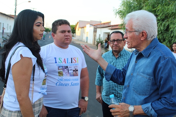 I Salão do Livro é realizado em Santo Inácio do Piauí com homenagem ao escritor Cineas Santos  - Imagem 15