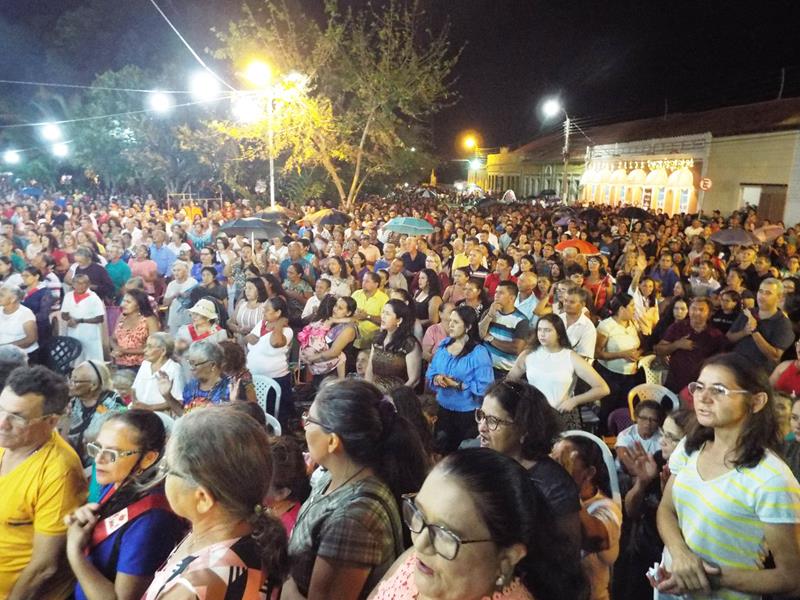 Última novena da Imaculada Conceição é marcada por multidão de fiéis  - Imagem 17