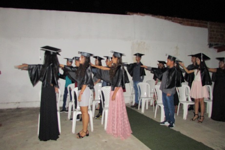 Formatura emocionante da turma 9º ano da escola Cícero Lopes - Imagem 6