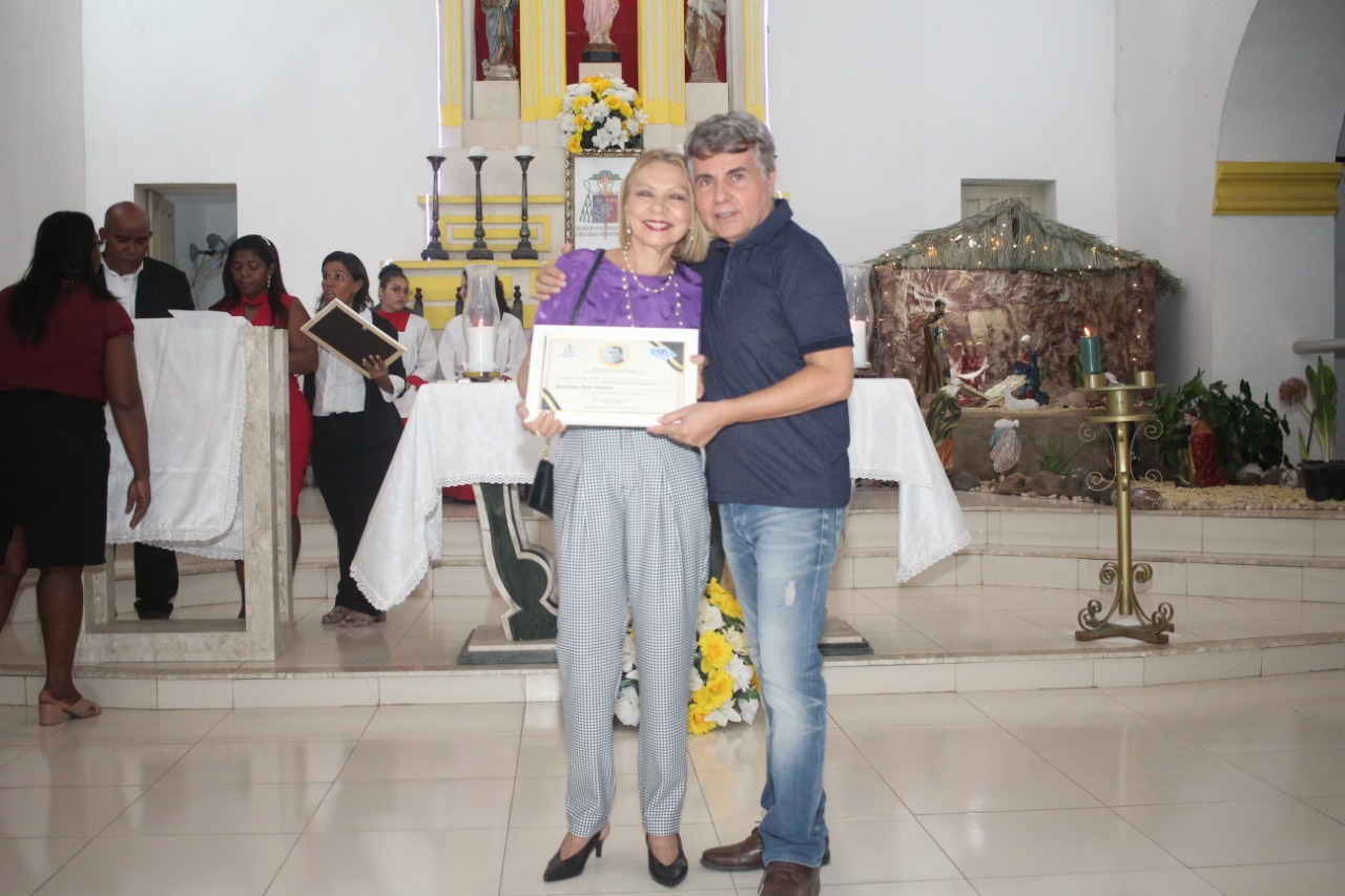 Prefeito João Luiz faz justiça e homenageia várias pessoas durante aniversário de Monsenhor Gil - Imagem 26