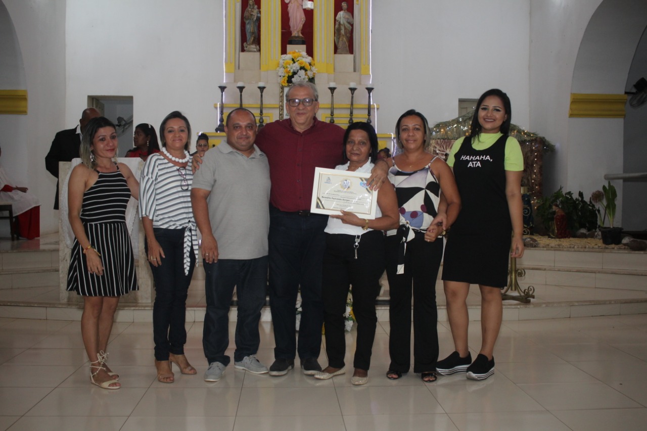 Prefeito João Luiz faz justiça e homenageia várias pessoas durante aniversário de Monsenhor Gil - Imagem 17