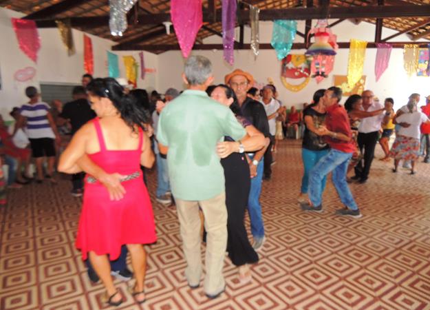 Prefeitura de Pedro II promove carnaval do idoso pelo Serviço de Convivência e Fortalecimento de Vínculos - Imagem 23