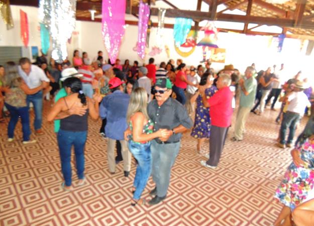 Prefeitura de Pedro II promove carnaval do idoso pelo Serviço de Convivência e Fortalecimento de Vínculos - Imagem 5