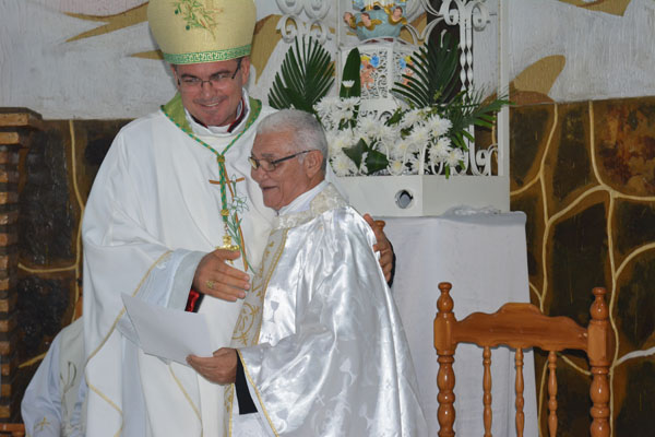 Monsenhor Silvestre é o novo pároco de N. S. dos Remédios - Imagem 9