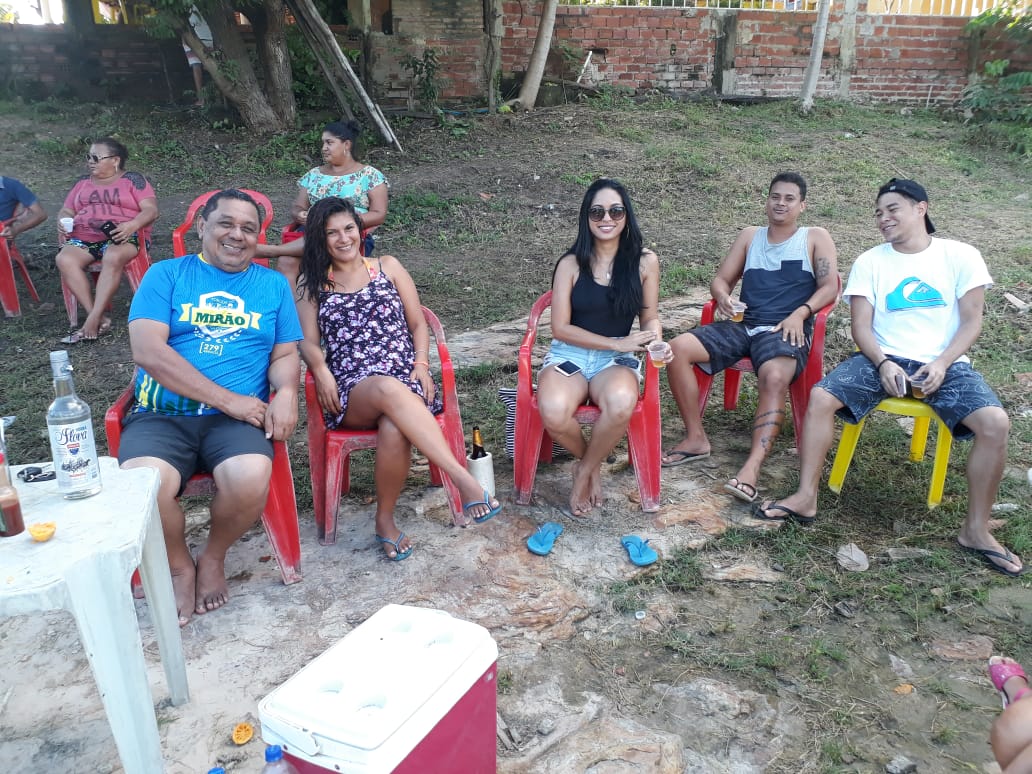 População aproveita às águas do Balneário Natal e faz à festa - Imagem 6