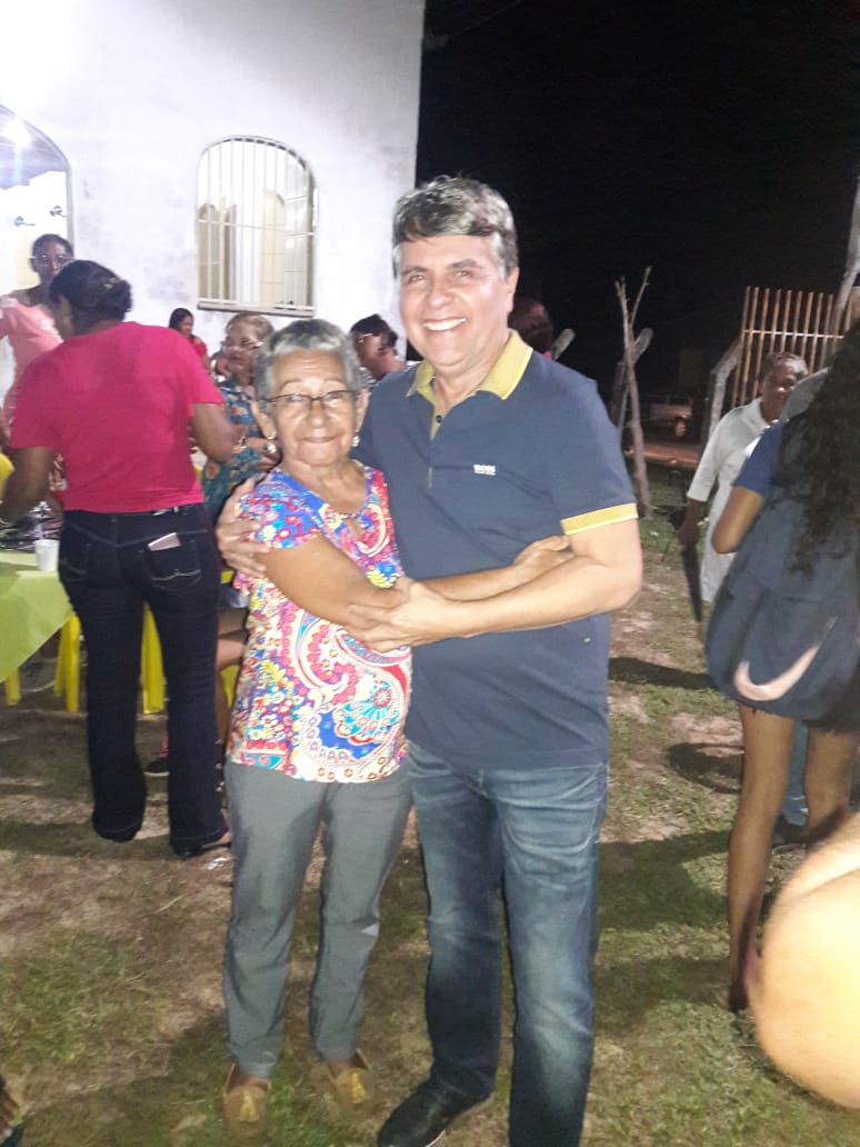 Prefeito João Luiz prestigia festejos de São José, bairro Cachoeira  - Imagem 2