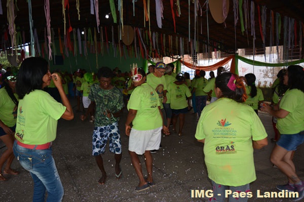 Bloco da 3ª Idade animou sábado de carnaval em N. S. dos Remédios - Imagem 14