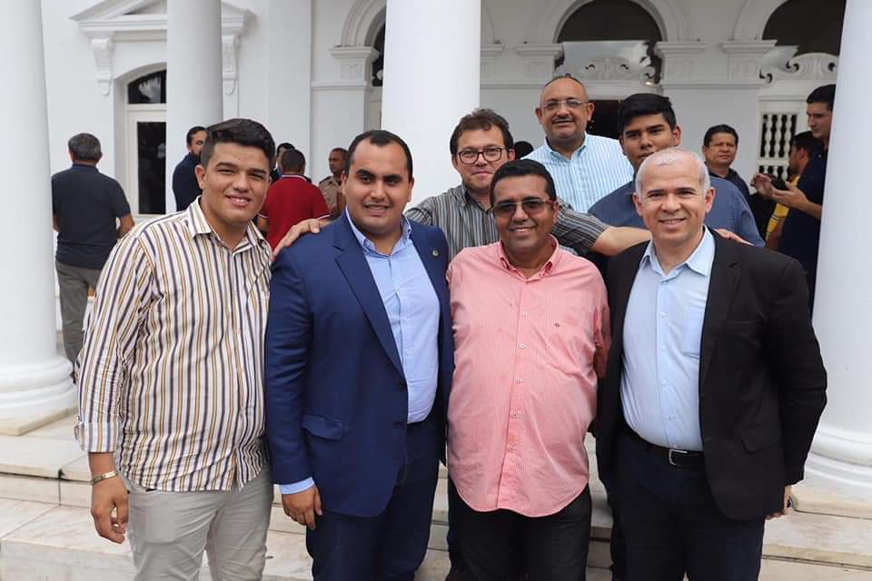 Prefeito João Luiz prestigia posse de novos secretários em Kanark  - Imagem 8