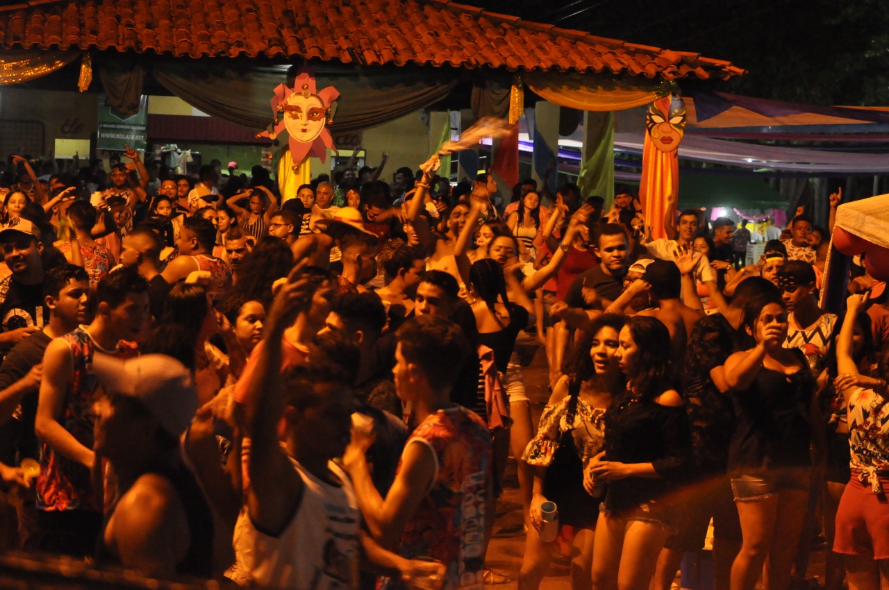 Confirmado. Primeira noite confirma a tradição de melhor carnaval do Médio Parnaíba   - Imagem 6