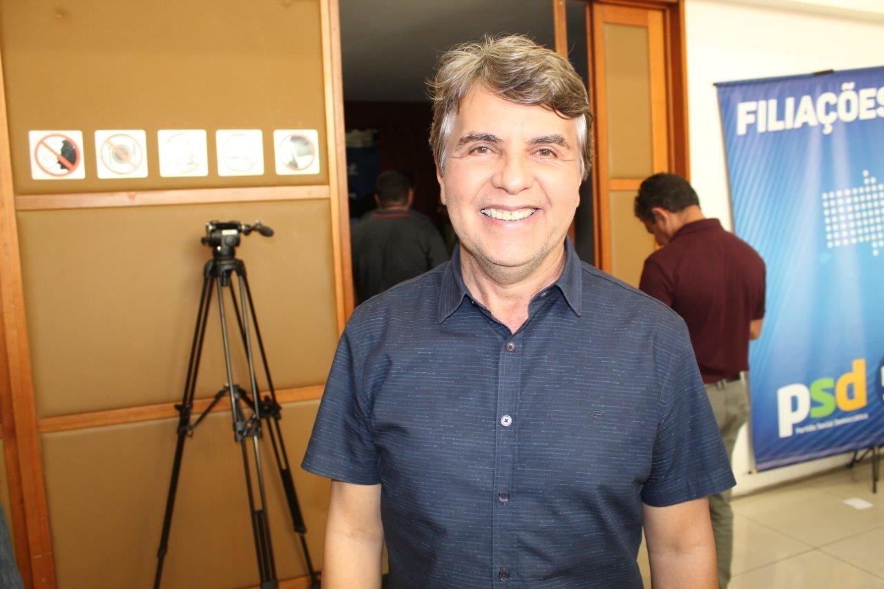 Prefeito comemora a exclusão do município do sistema CAUC  - Imagem 1