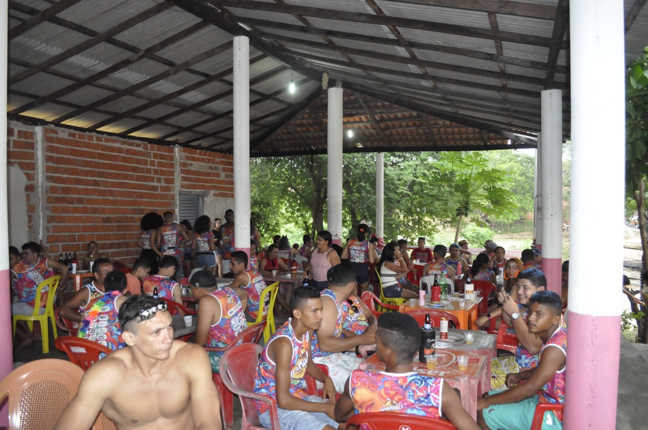 Prefeito João Luiz prestigia evento de bloco no Balneário Natal  - Imagem 11