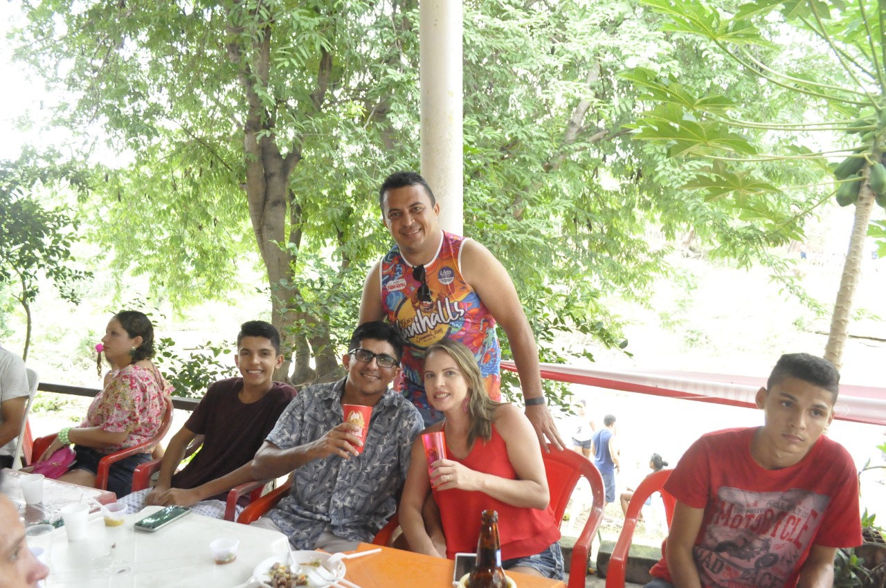 Prefeito João Luiz prestigia evento de bloco no Balneário Natal  - Imagem 4