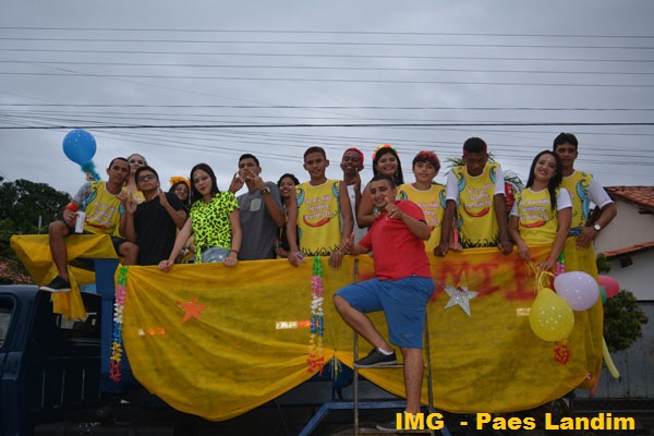 Multidão participa da 7ª edição do Corso de N. S. dos Remédios - Imagem 7
