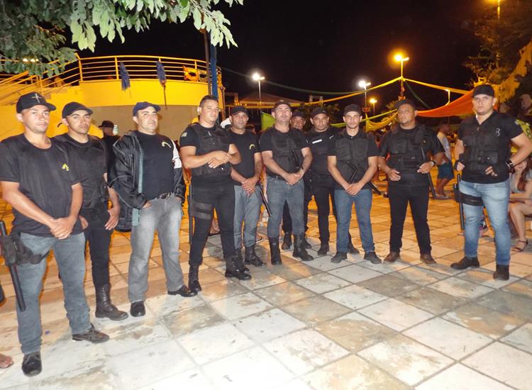 Forró Absoluthe e Kaio Stronda animaram terceira noite de Carnaval de Pedro II - Imagem 4