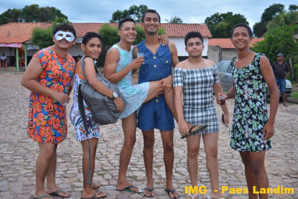 Multidão participa da 7ª edição do Corso de N. S. dos Remédios - Imagem 13