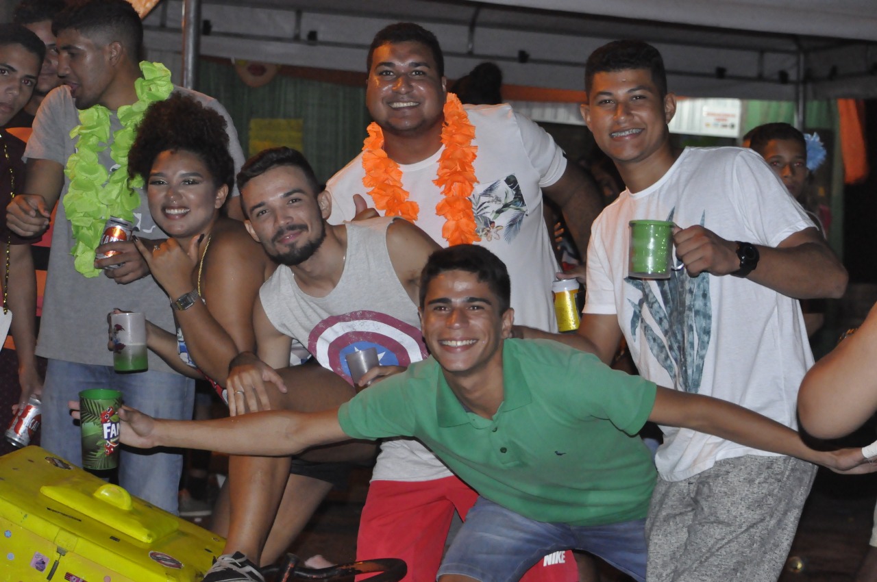 Prefeito João Luiz festeja um Carnaval da paz e da alegria  - Imagem 10