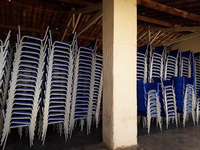 Secretaria Mun de Educação de Dom Expedito Lopes adquire novas mesas e cadeiras escolares - Imagem 10