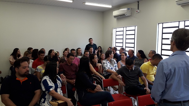 Servidores aprovados em Teste Seletivo de Dom Expedito Lopes são empossados - Imagem 38