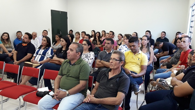 Servidores aprovados em Teste Seletivo de Dom Expedito Lopes são empossados - Imagem 50