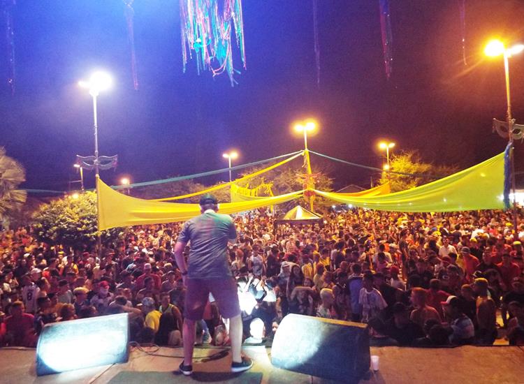 Público lota e se despede do carnaval 2019 ao som de Amor a 1000 e Edu Safadão - Imagem 30