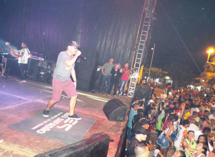 Público lota e se despede do carnaval 2019 ao som de Amor a 1000 e Edu Safadão - Imagem 45