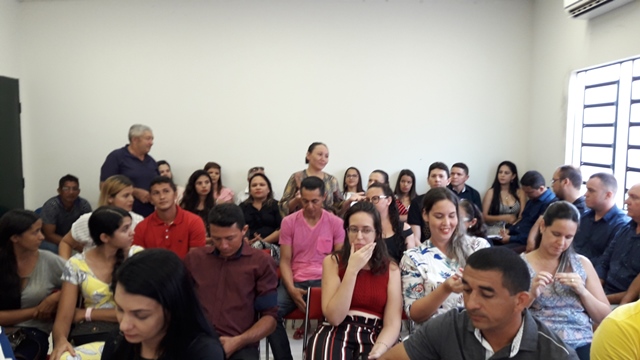 Servidores aprovados em Teste Seletivo de Dom Expedito Lopes são empossados - Imagem 35