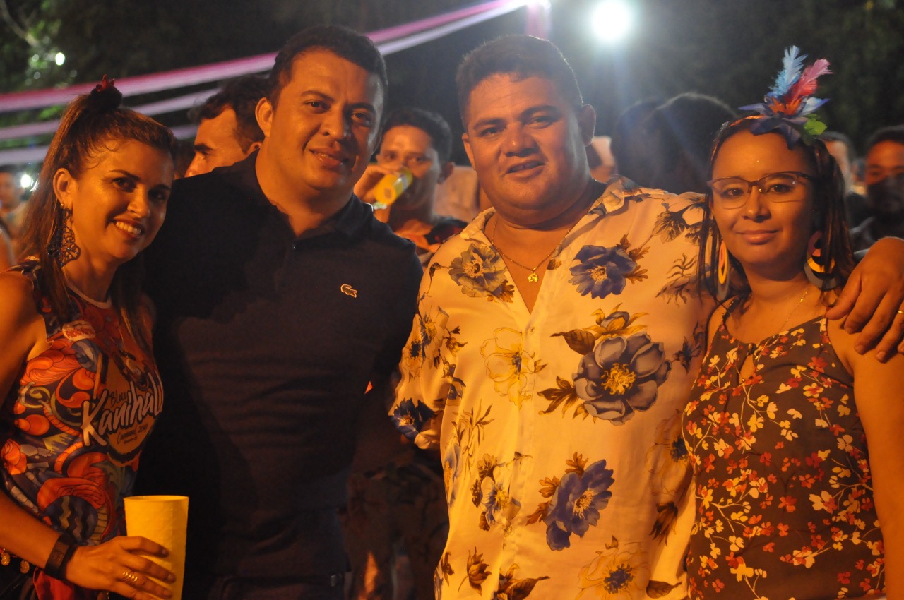 Prefeito João Luiz festeja um Carnaval da paz e da alegria  - Imagem 1