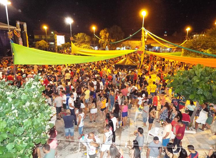 Público lota e se despede do carnaval 2019 ao som de Amor a 1000 e Edu Safadão - Imagem 52