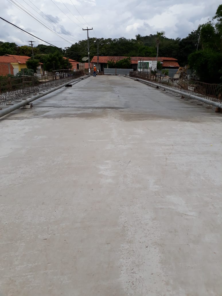 Para evitar tragédia prefeito cobra ação imediata da distribuidora de energia  - Imagem 5