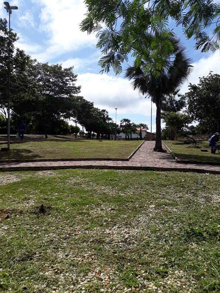 Prefeito João Luiz continua sua meta de cidade limpa  - Imagem 2