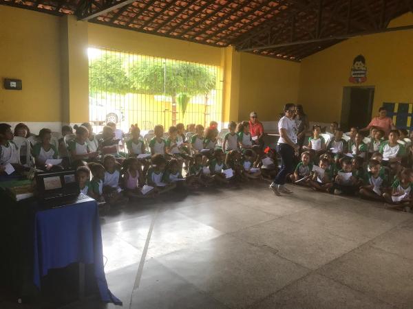 Alunos da rede municipal de ensino participam de palestra sobre a cidade de Santo Inácio - Imagem 4