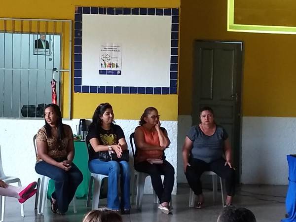 Alunos da rede municipal de ensino participam de palestra sobre a cidade de Santo Inácio - Imagem 17