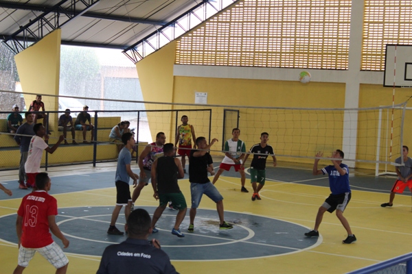 Prefeito entrega obras em Santo Inácio durante aniversário da cidade - Imagem 79