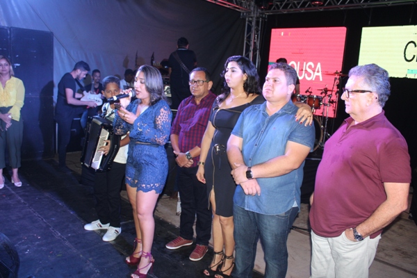 Show com Zé Cantor encerra programação de aniversário de Santo Inácio do Piauí - Imagem 27