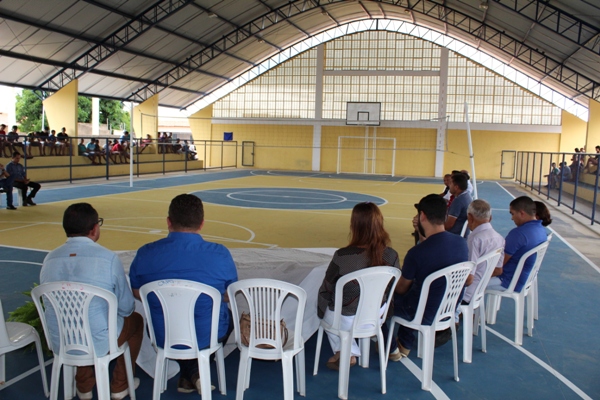 Prefeito entrega obras em Santo Inácio durante aniversário da cidade - Imagem 68