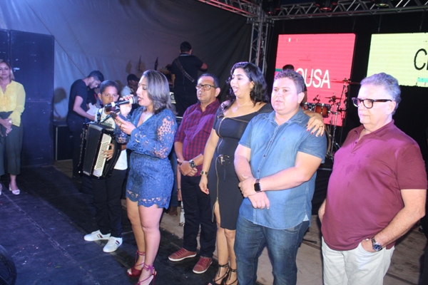 Show com Zé Cantor encerra programação de aniversário de Santo Inácio do Piauí - Imagem 26