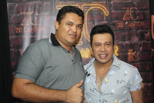 Show com Zé Cantor encerra programação de aniversário de Santo Inácio do Piauí - Imagem 51