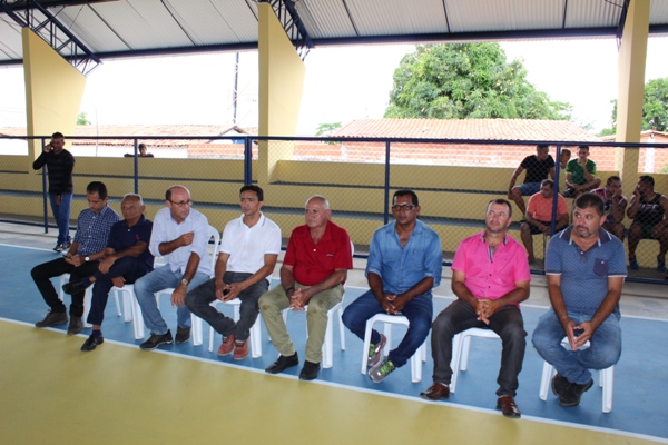 Prefeito entrega obras em Santo Inácio durante aniversário da cidade - Imagem 64