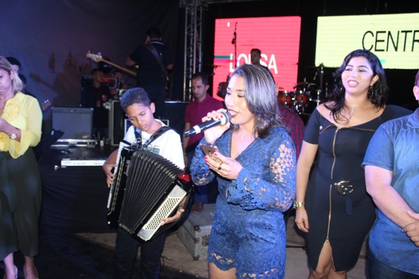 Show com Zé Cantor encerra programação de aniversário de Santo Inácio do Piauí - Imagem 22