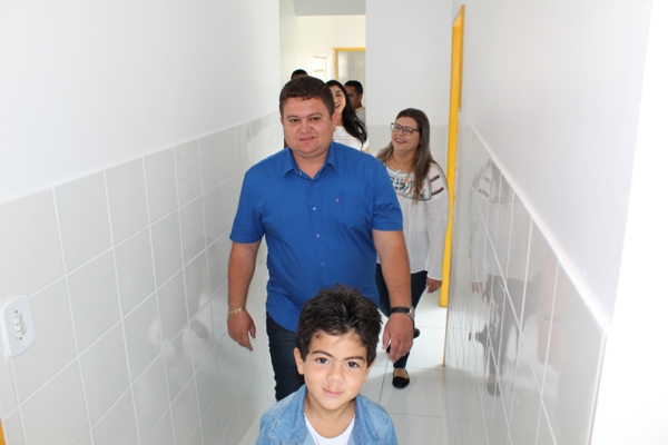 Prefeito entrega obras em Santo Inácio durante aniversário da cidade - Imagem 13