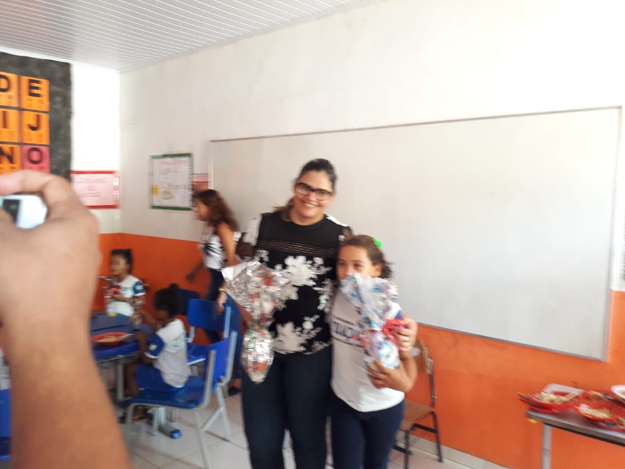 Secretaria Municipal de Educação de Uruçuí  comemora a Páscoa nas escolas da zona rural - Imagem 1