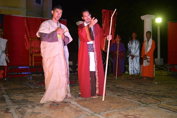 Via-Sacra: Paixão, Morte e Ressurreição de Jesus Cristo - Imagem 22