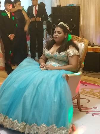 Luxo e glamour na festa de 15 anos de Maria Náaria - Imagem 22