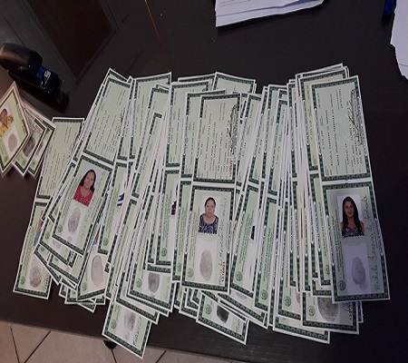 Prefeitura de DEL atinge a marca de 1000 carteiras de identidade entregues à população