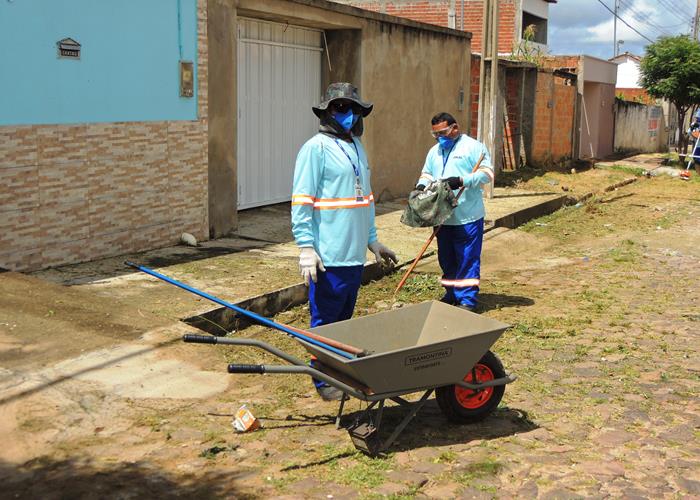 Lokal Serviços já está atuando em Pedro II nos serviços de limpeza e coleta de lixo  - Imagem 16